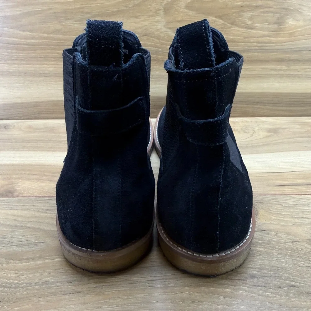 Reserved Footwear Chelsea Boots Mens 11 Black Suede Desert Crepe Gum Sole Modern